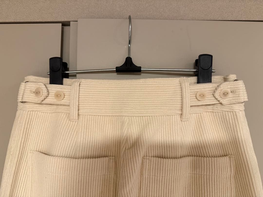 かなちゃん　　YONFA ヨンファ コーデュロイパンツ Sサイズ