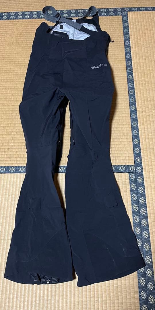 【美品】BURTON GORE-TEX Kimmy 3L Bib ビブパンツS