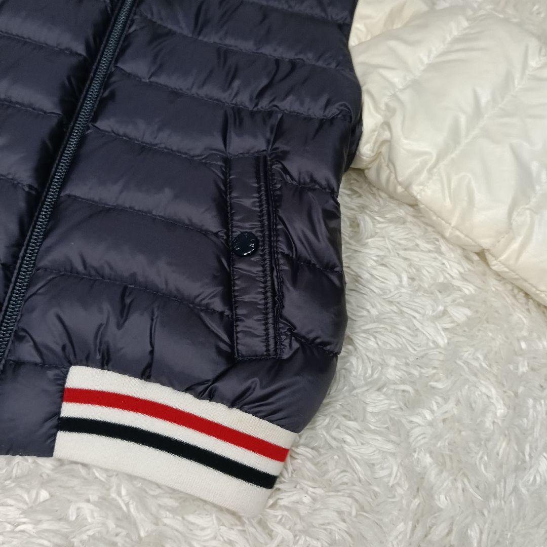 【美品】MONCLERモンクレール ライトダウンジャケット 2WAY　パーカー