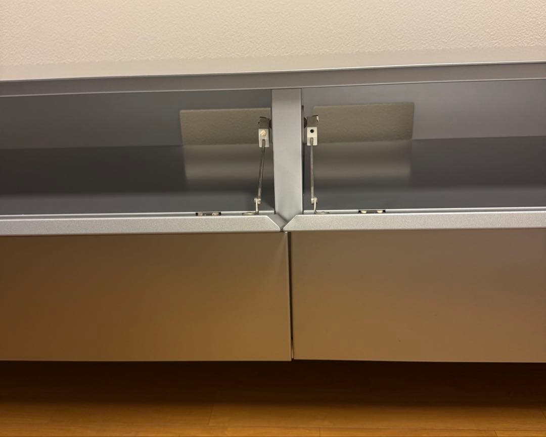 【匿名配送】Cassina★LOTUS★シアターボードW1700★マットシルバー