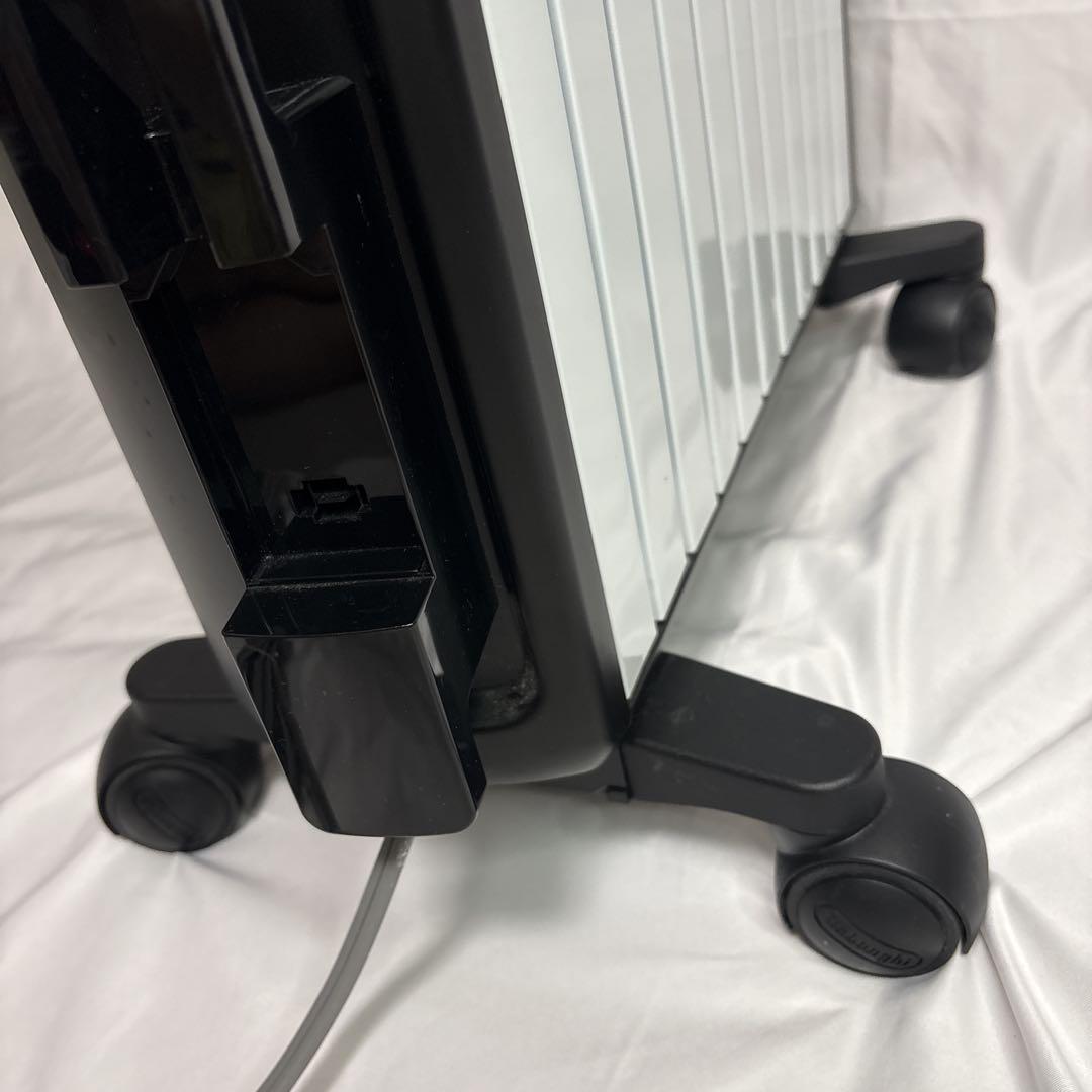 【新品電池】De'Longhi マルチダイナミックヒーター　MDHU15-BK