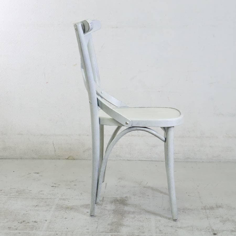 TON クロスバック ダイニングチェア アンティークホワイト 曲げ木 チェコ製3