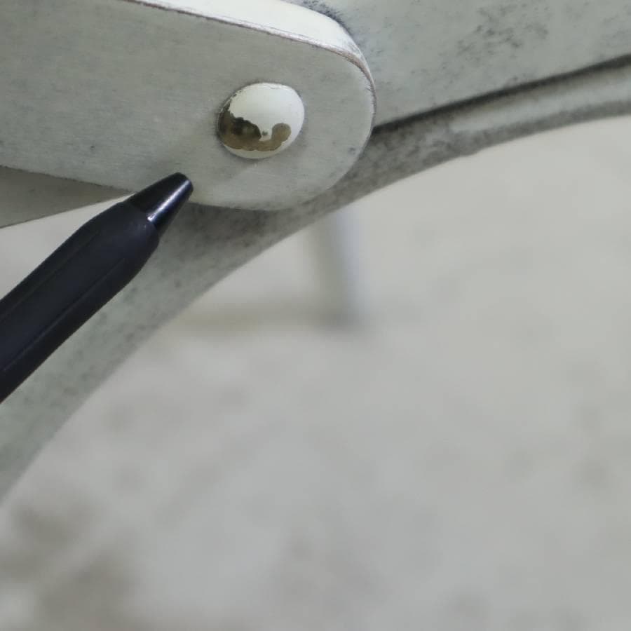 TON クロスバック ダイニングチェア アンティークホワイト 曲げ木 チェコ製3