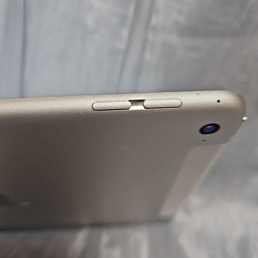Apple iPad mini 4 128GB ホワイト(セルラーモデル）