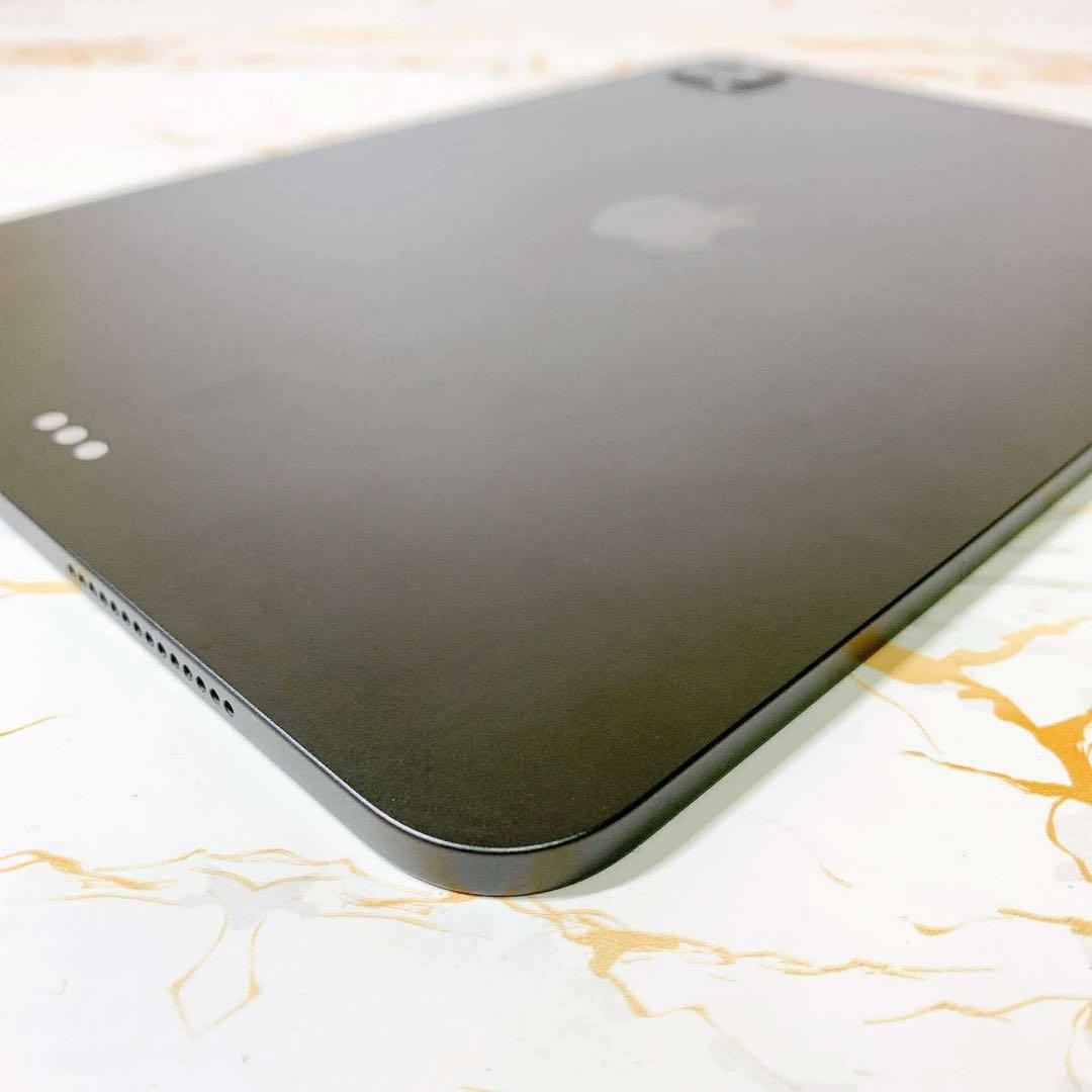 美品iPad Pro 11インチ M5 256GB BT100%充電回数14回