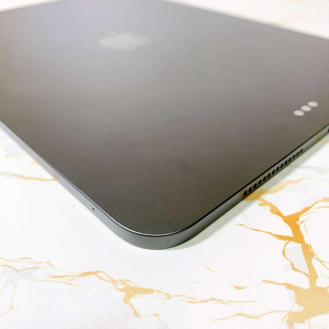 美品iPad Pro 11インチ M5 256GB BT100%充電回数14回