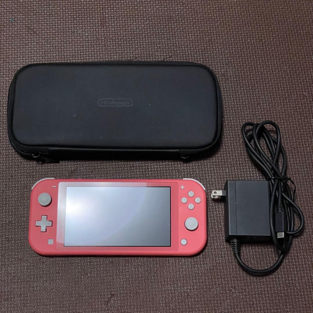 わ*ん様 Nintendo Switch Lite Coral 本体　純正ケース