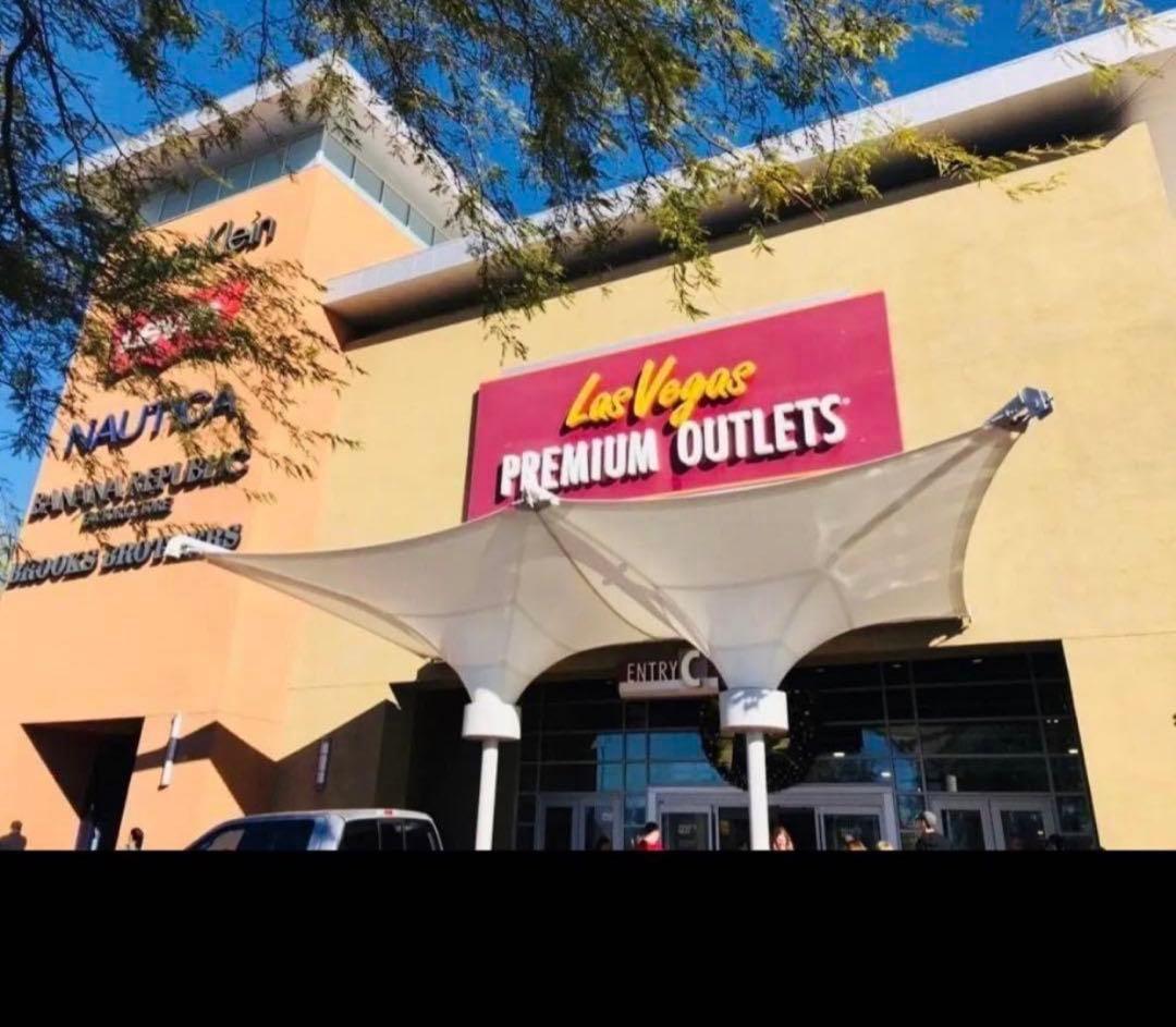 coachコーチスヌーピーコラボブラックレザー長財布