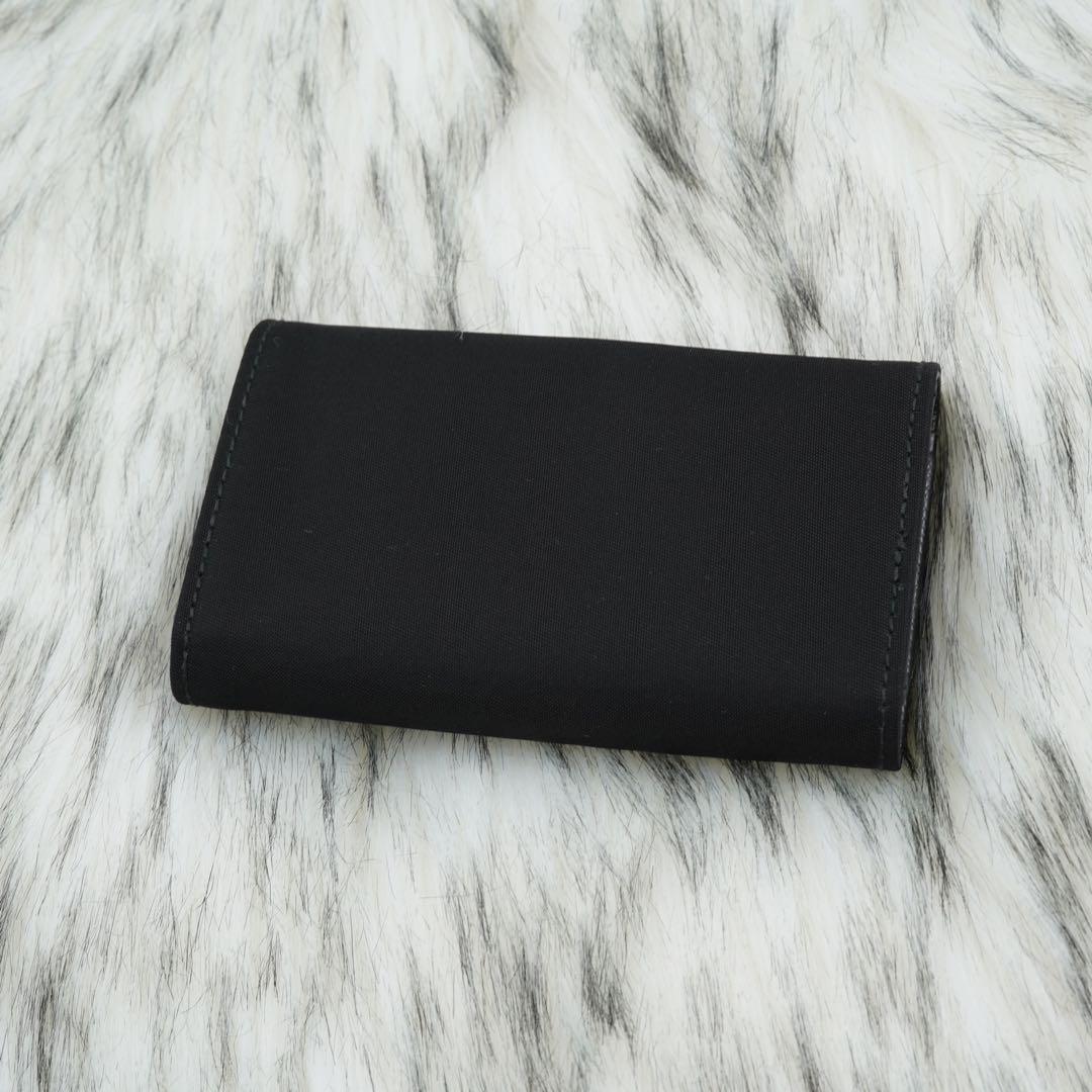 ほぼ未使用　PRADA プラダ　キーケース　ナイロン　三角プレート　ブラック