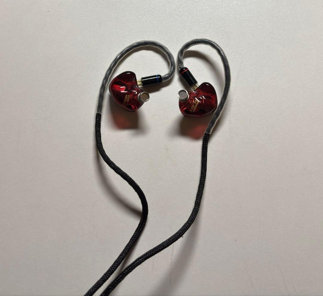 See audio Bravery AE 赤 有線イヤホン