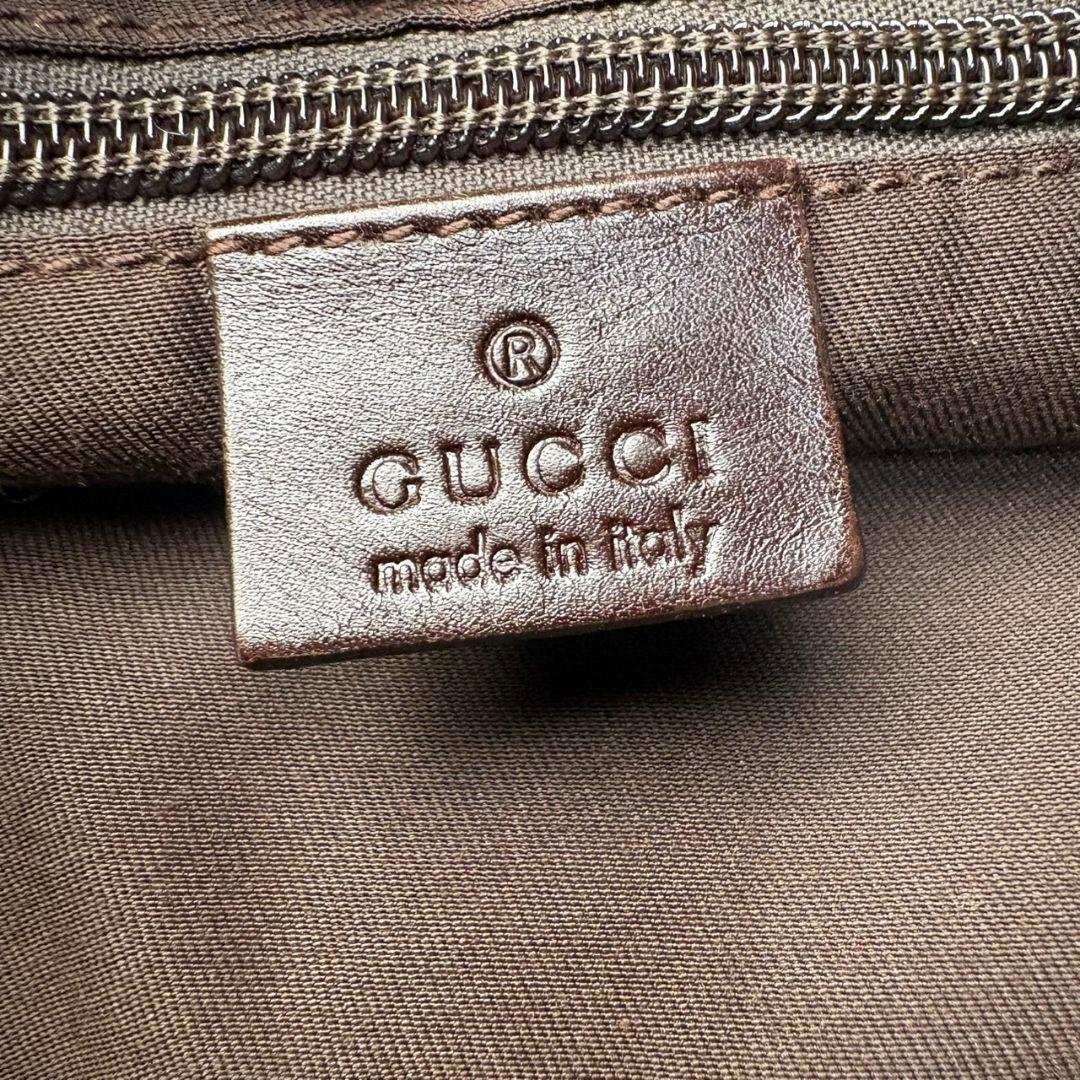 041 美品 GUCCI ショルダーバッグ GGキャンバス 斜めがけ b5