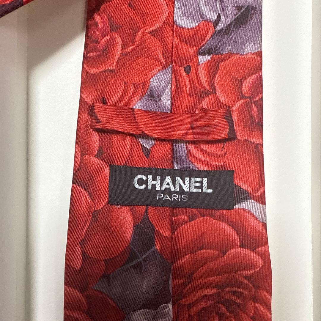 美品　シャネル　ネクタイ　赤　薔薇　花柄　総柄　派手　結婚式