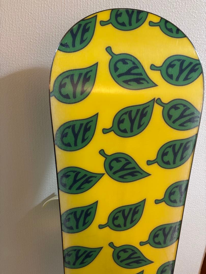 BURTON カラフルスノーボード