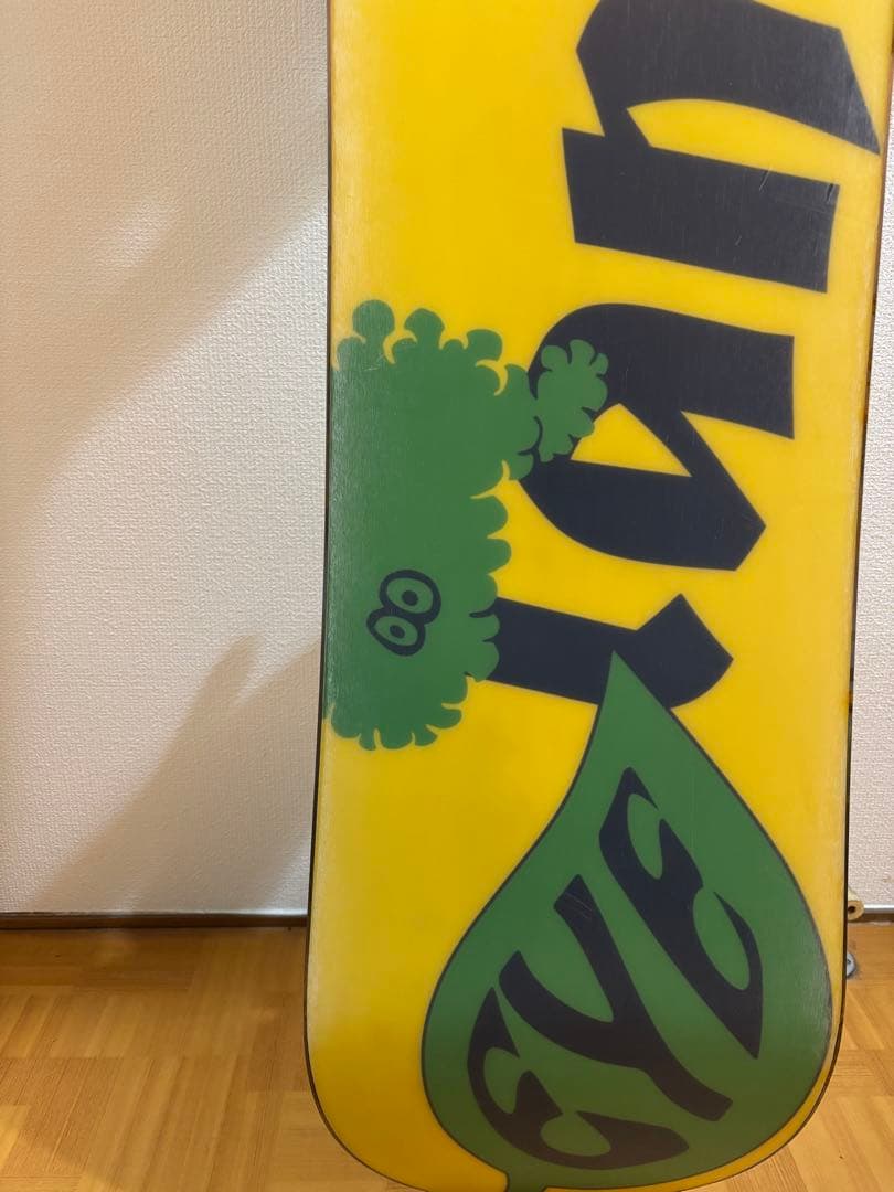 BURTON カラフルスノーボード