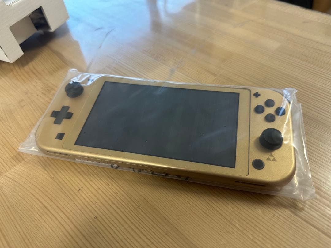 Nintendo Switch Lite ハイラルエディション 新品 外箱状態×