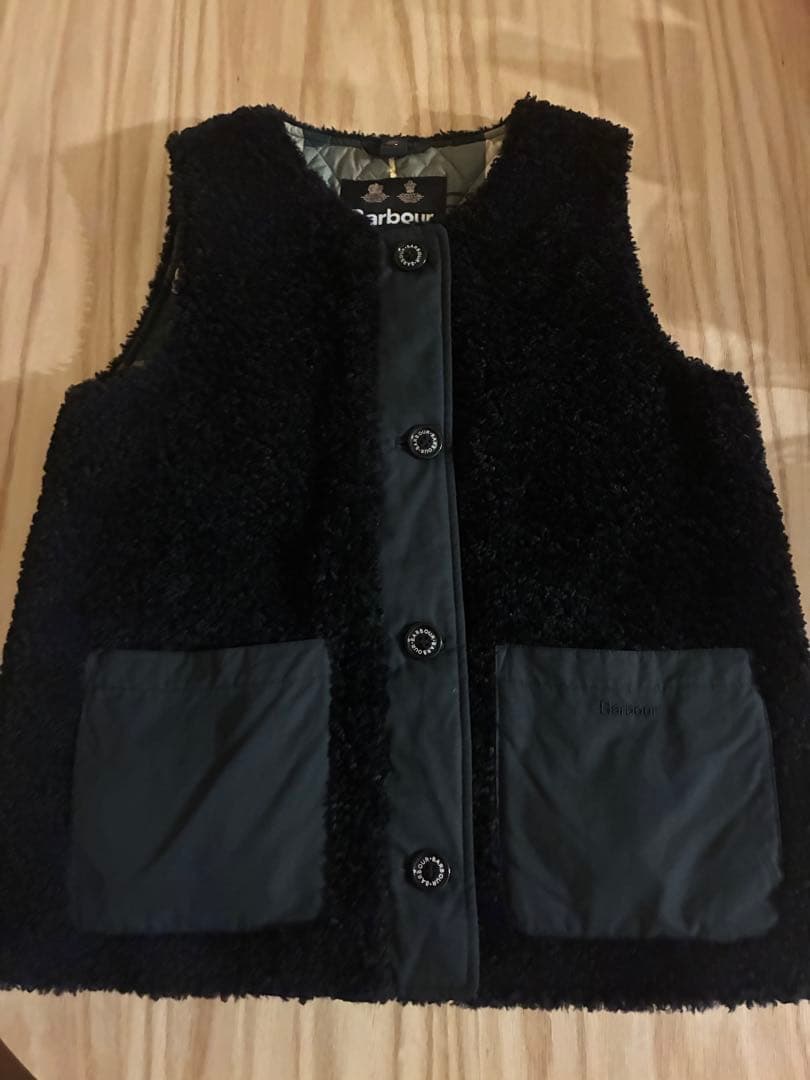 Barbour ブラック ベスト UK12