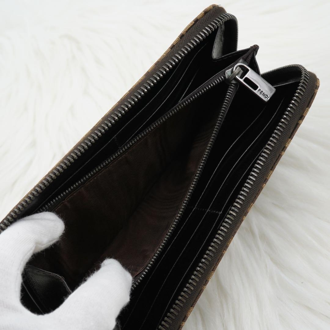 新品同様　FENDI フェンディ　長財布　ズッカ柄　FFロゴ　キャンバス生地