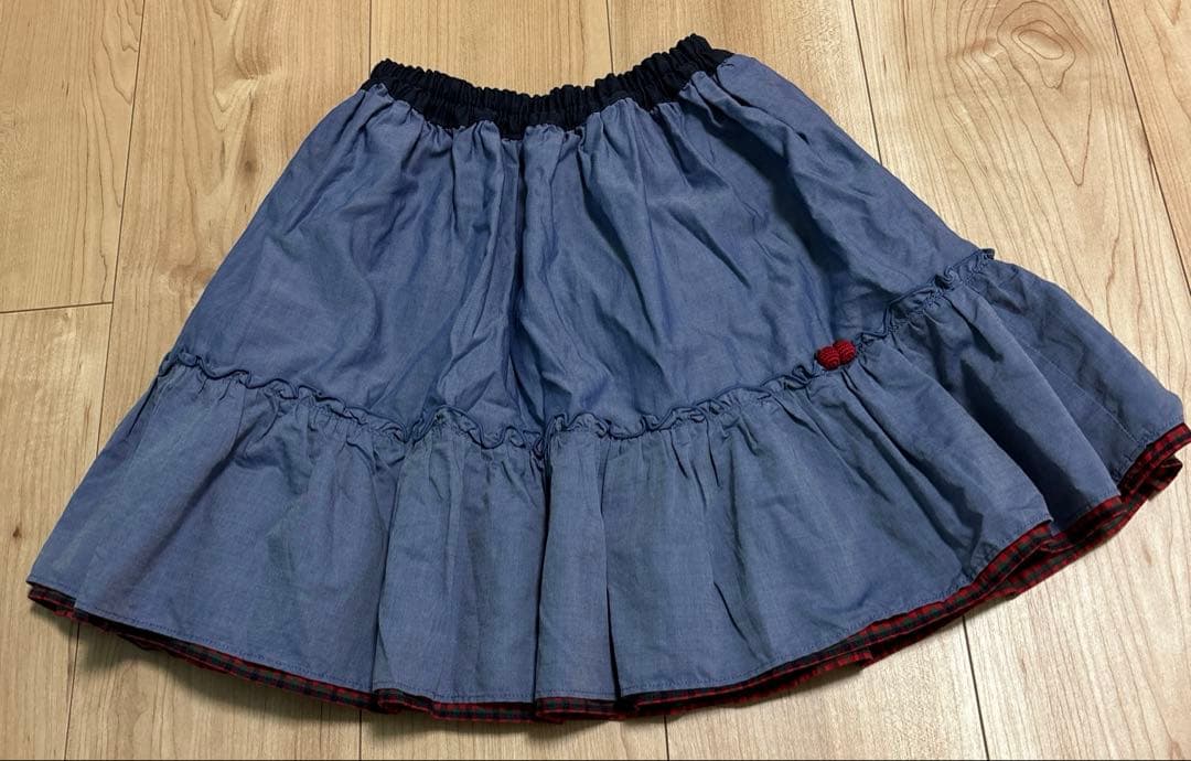 【新品未使用】familiar 定番リバーシブル　スカート　130cm