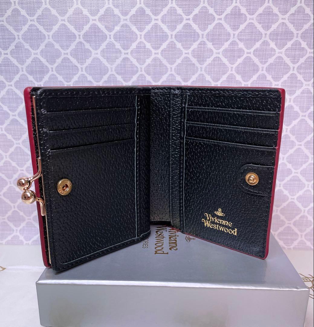 【最新☆ショッパー付】高級感 ヴィヴィアン・ウエストウッド 折財布