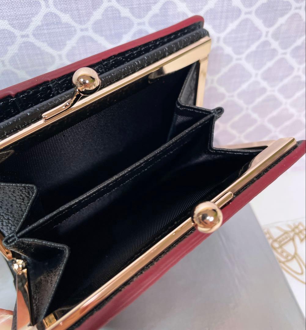 【最新☆ショッパー付】高級感 ヴィヴィアン・ウエストウッド 折財布