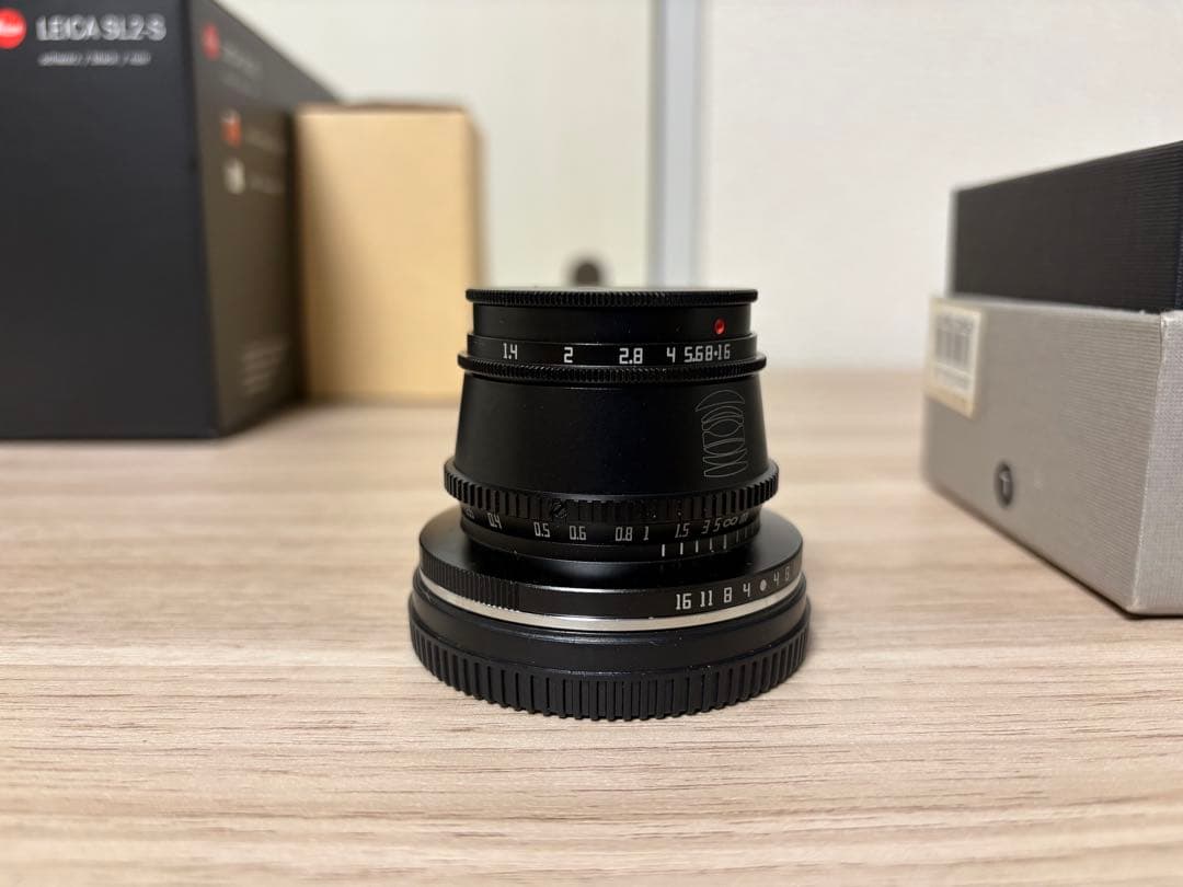 銘匠光学　TTArtisan 35mm f/1.4 Lマウント　APS-C用