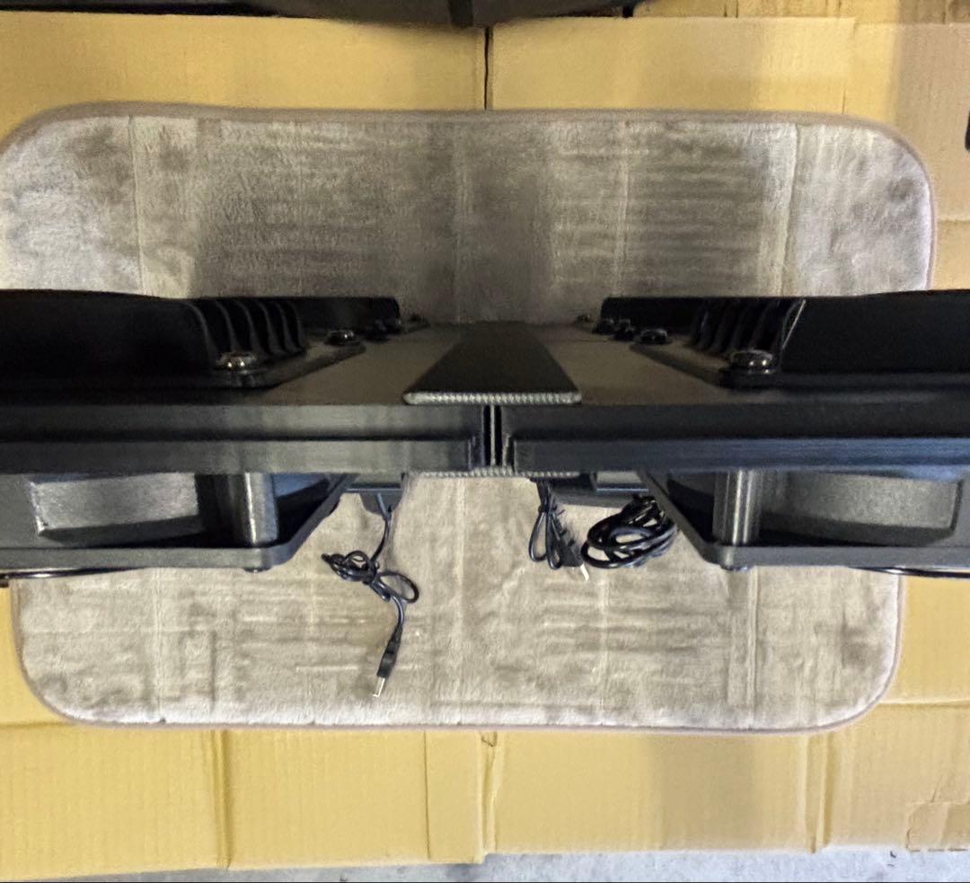 ハイエース 換気扇 ４型 〜 USBファン 4連 ルーバー ABS製 2連+2連