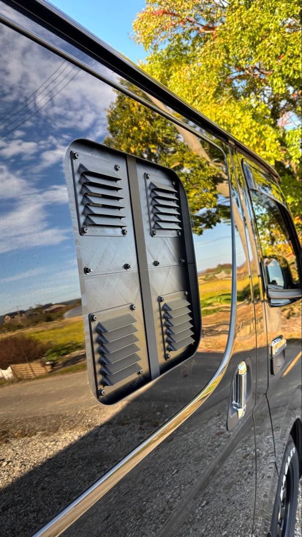 ハイエース 換気扇 ４型 〜 USBファン 4連 ルーバー ABS製 2連+2連