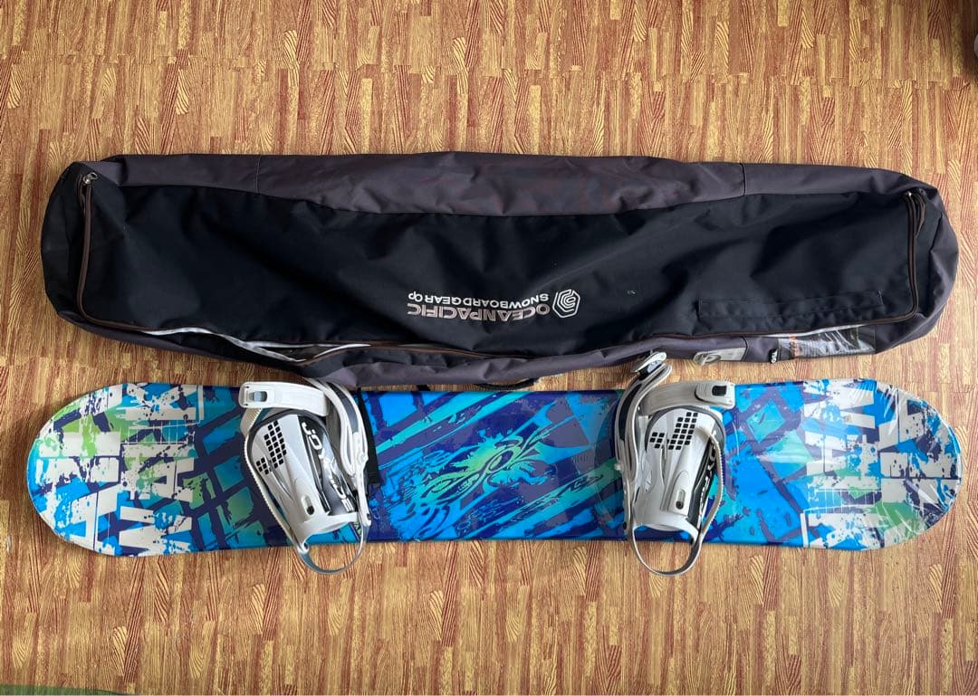 【カープ】スノーボード ビンディング セット 未使用品 （ケースおまけ）