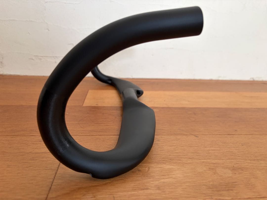 TNI AEROFAST カーボン ハンドルバー　400mm