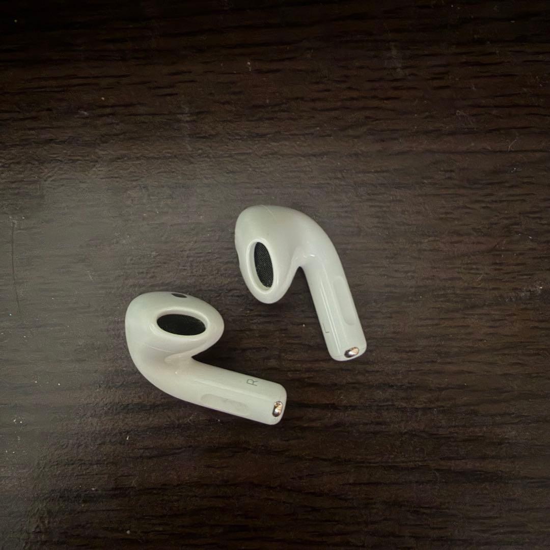 AirPods 第4世代【本体のみ】