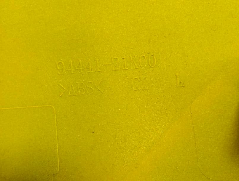 Vストローム250サイドカウル　2023年式用