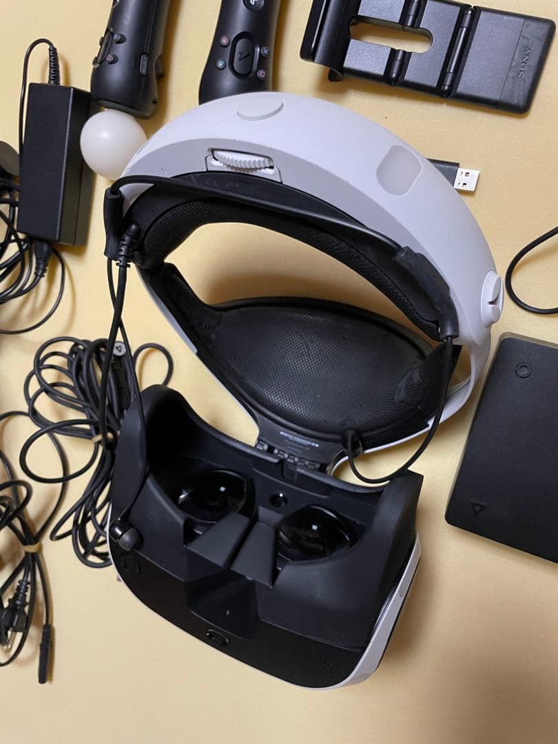PlayStation VR ヘッドセットとコントローラーセット