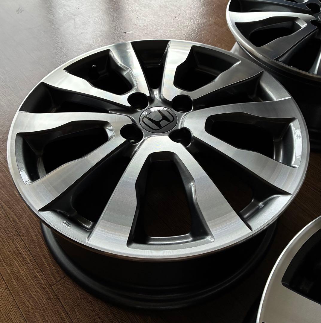 【新車外し】フィットRS GE8 極上美品￼ 純正ホイール4本(送料込み)