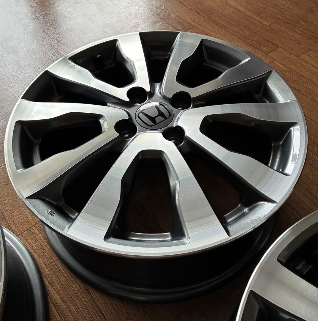 【新車外し】フィットRS GE8 極上美品￼ 純正ホイール4本(送料込み)