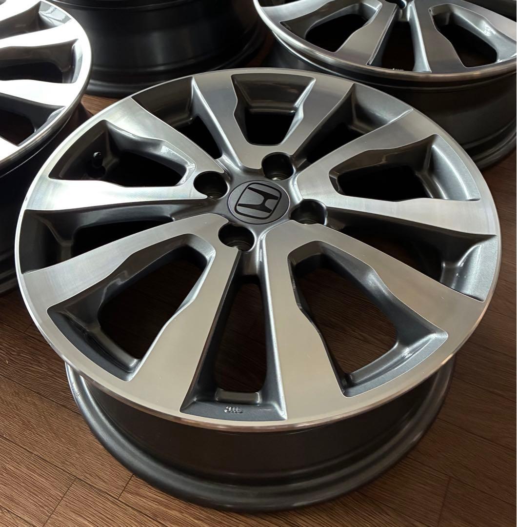 【新車外し】フィットRS GE8 極上美品￼ 純正ホイール4本(送料込み)