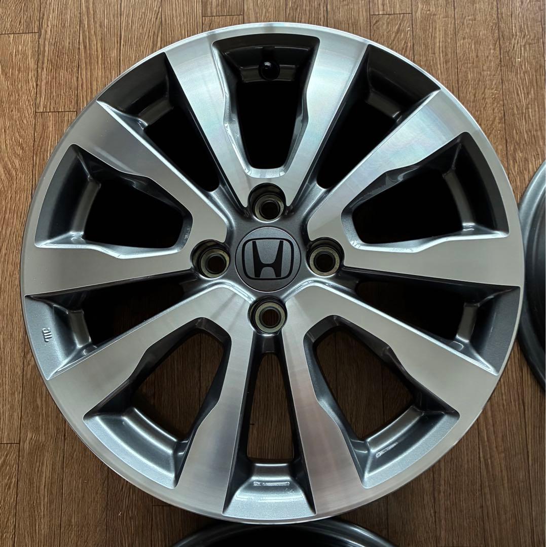 【新車外し】フィットRS GE8 極上美品￼ 純正ホイール4本(送料込み)