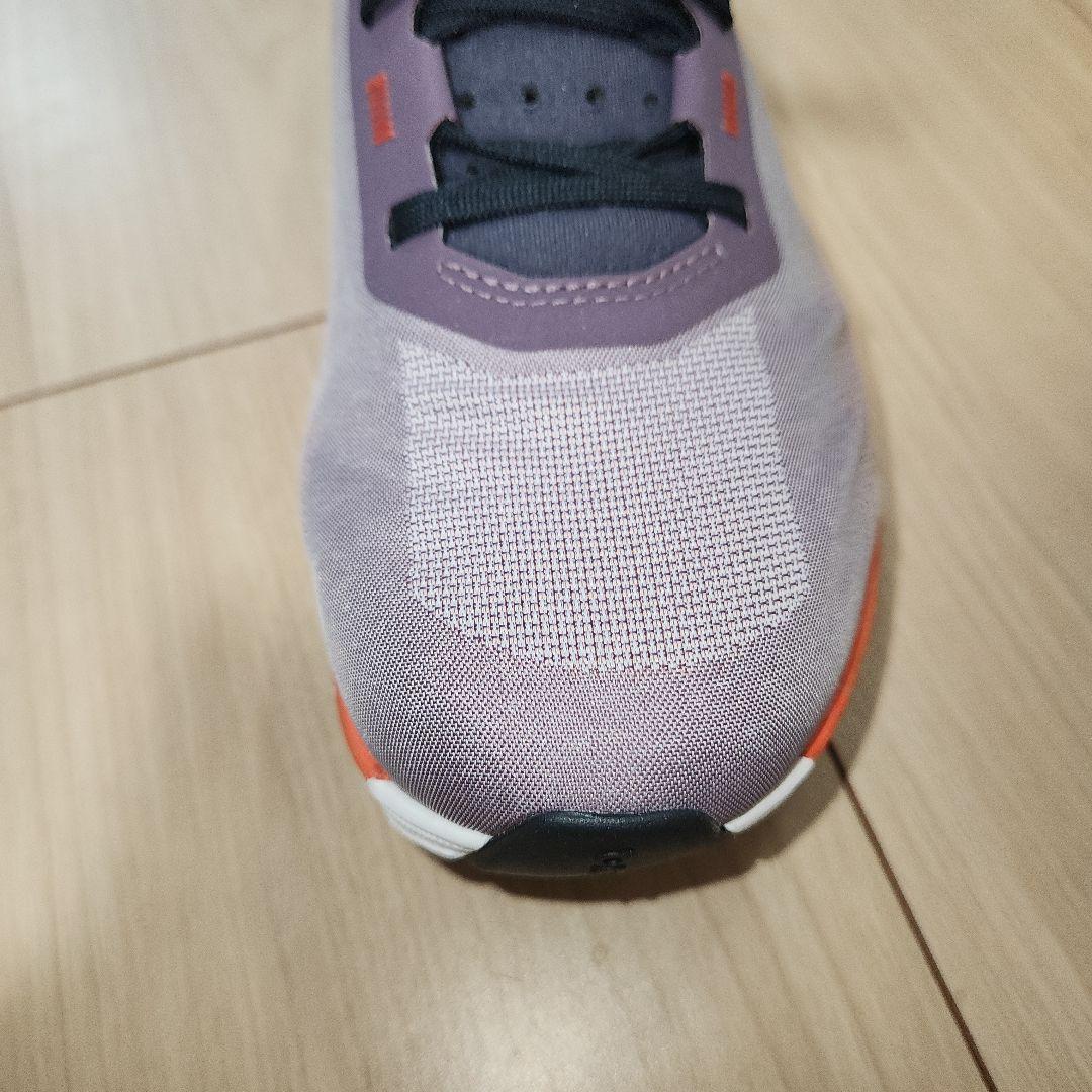 美品 On Cloudflow4 25cm ランニングシューズ