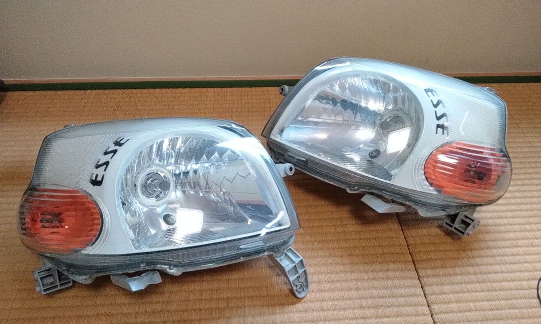 ダイハツ　エッセ　 ヘッドライト LEDイカリング LEDウインカー　L235S