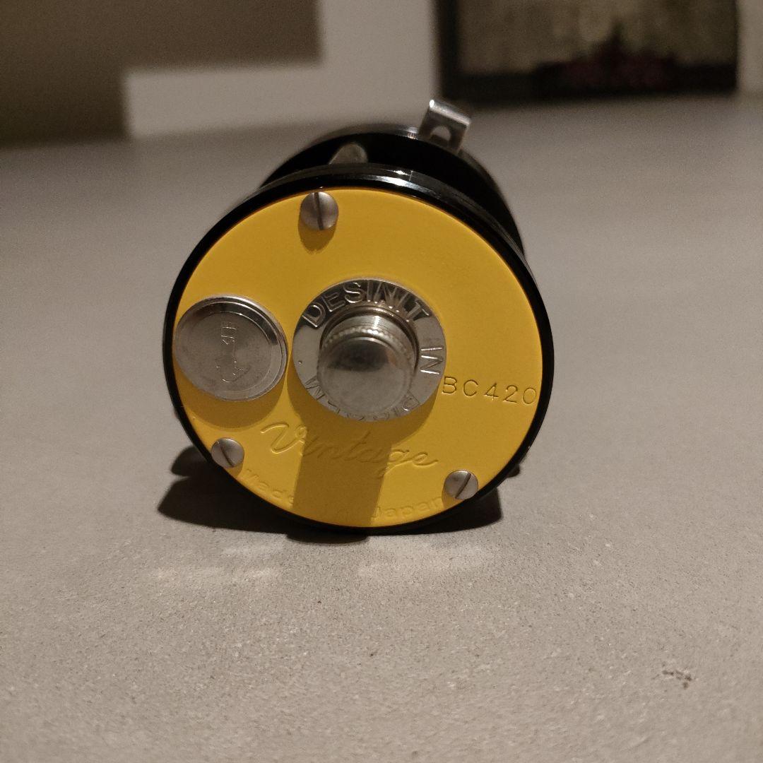 五十鈴リール　bc420sss 右巻き　ベイト　bc421