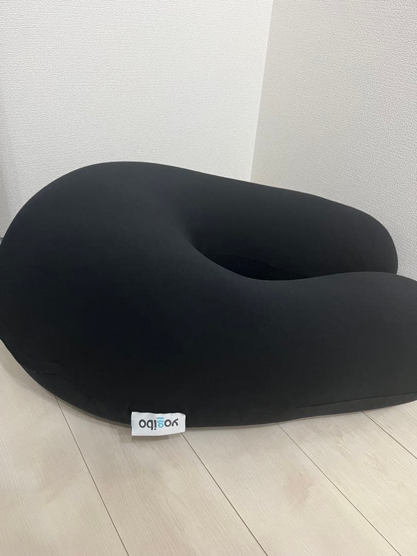美品 yojibo ヨギボーサポート ブラッククッション
