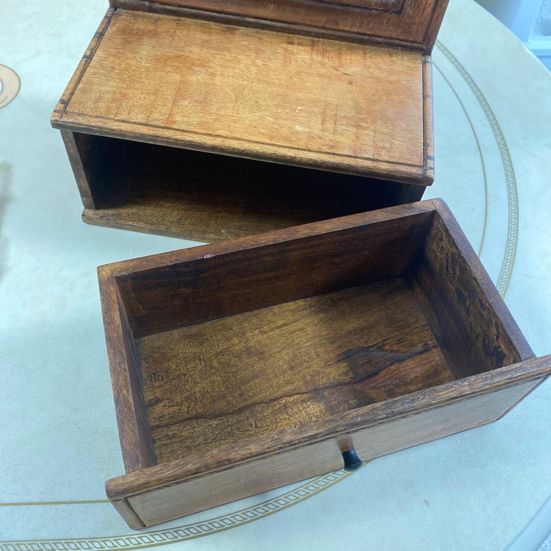 フランスアンティーク・ゴシック木製ドレッサー・引き出し付き