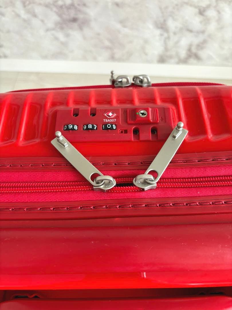 TRIO CARGO（カーゴ）　キャリーバッグ　フロントポケット　ブライトレッド