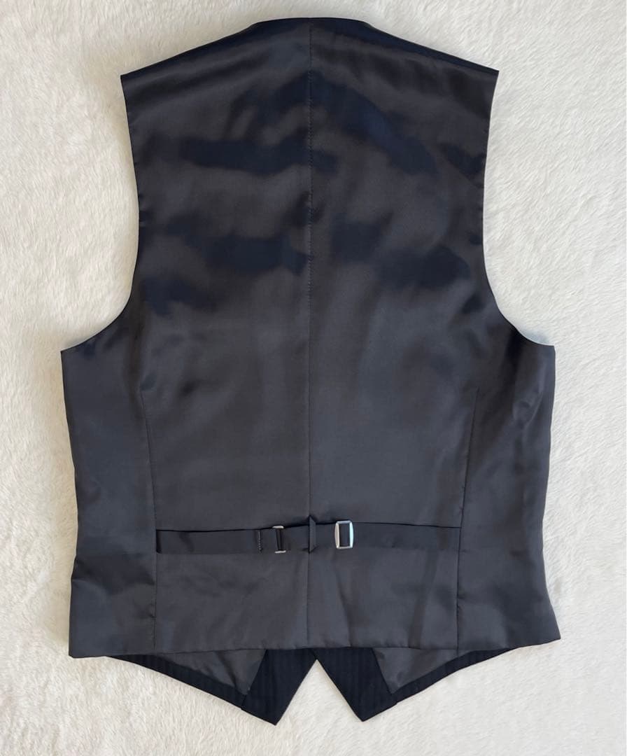 【未使用】スーツ　セットアップ　スリーピーススーツ　ブラック　ストライプ