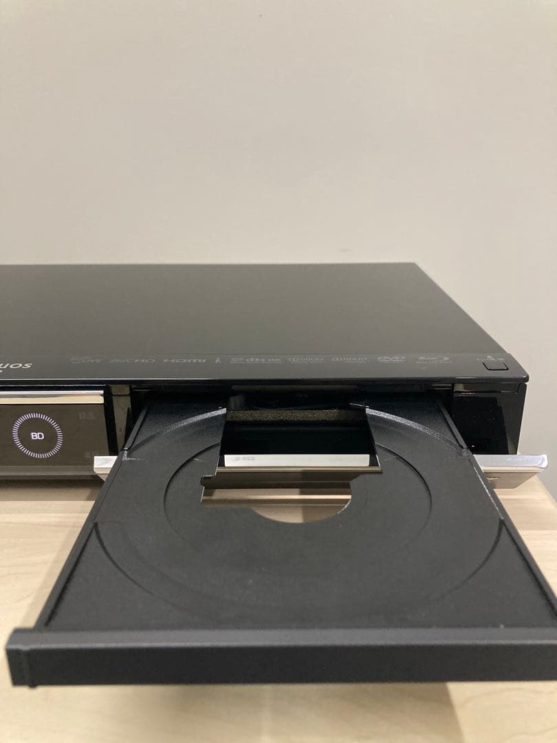 かなり綺麗　1TB リモコンも美品　シャープ　AQUOS BD-HDW 80