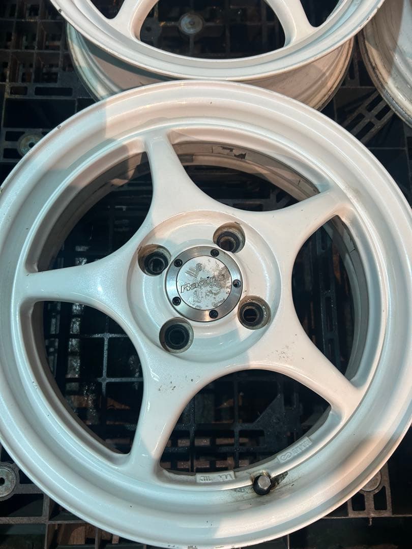 C*n様 エンケイ 15インチ　5j 軽自動車に