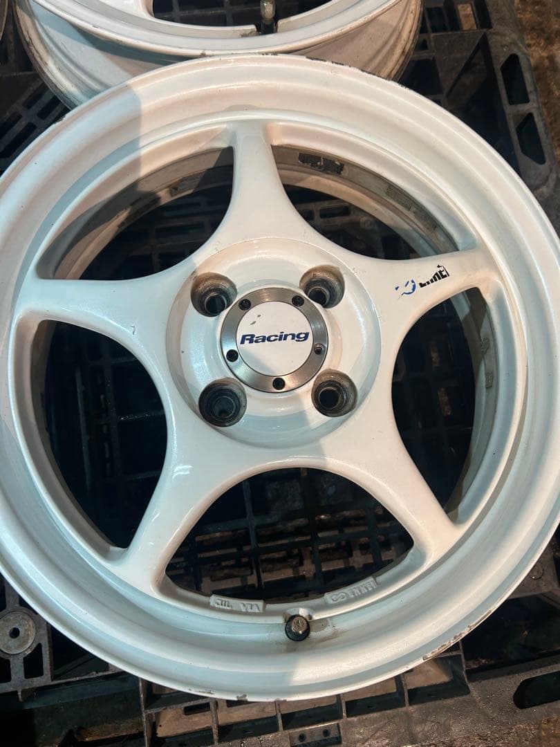 C*n様 エンケイ 15インチ　5j 軽自動車に