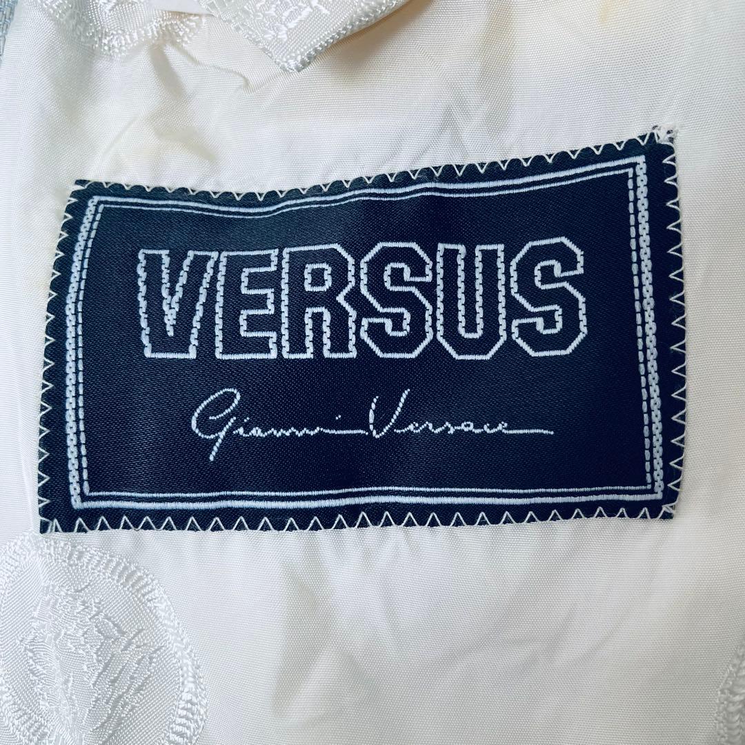 ヴェルサス ジャンニヴェルサーチ リネン セットアップ