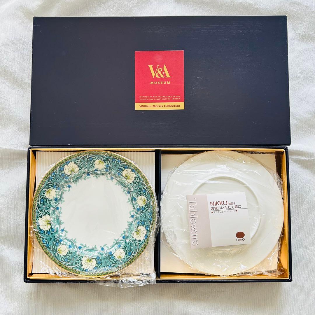 【新品未使用】希少　ウィリアムモリス　ケーキ皿　18.5㎝ 5枚セット　箱つき