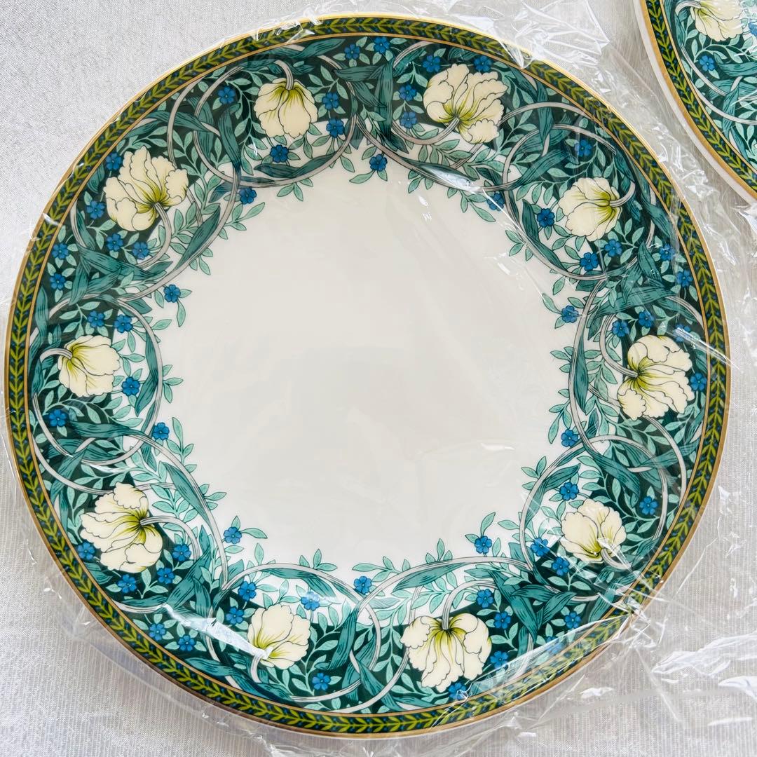 【新品未使用】希少　ウィリアムモリス　ケーキ皿　18.5㎝ 5枚セット　箱つき