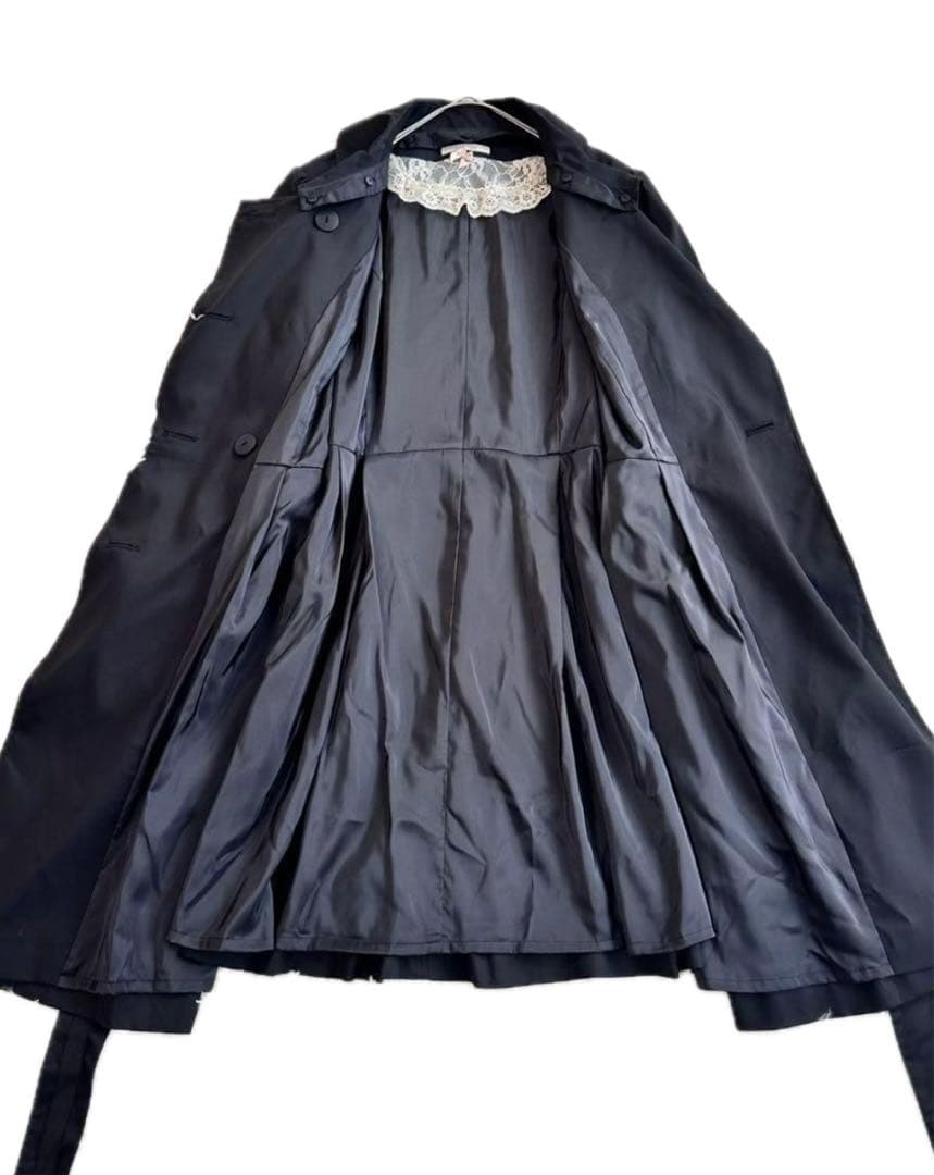 新品タグ付き　ローズティアラ　トレンチコート　黒　42